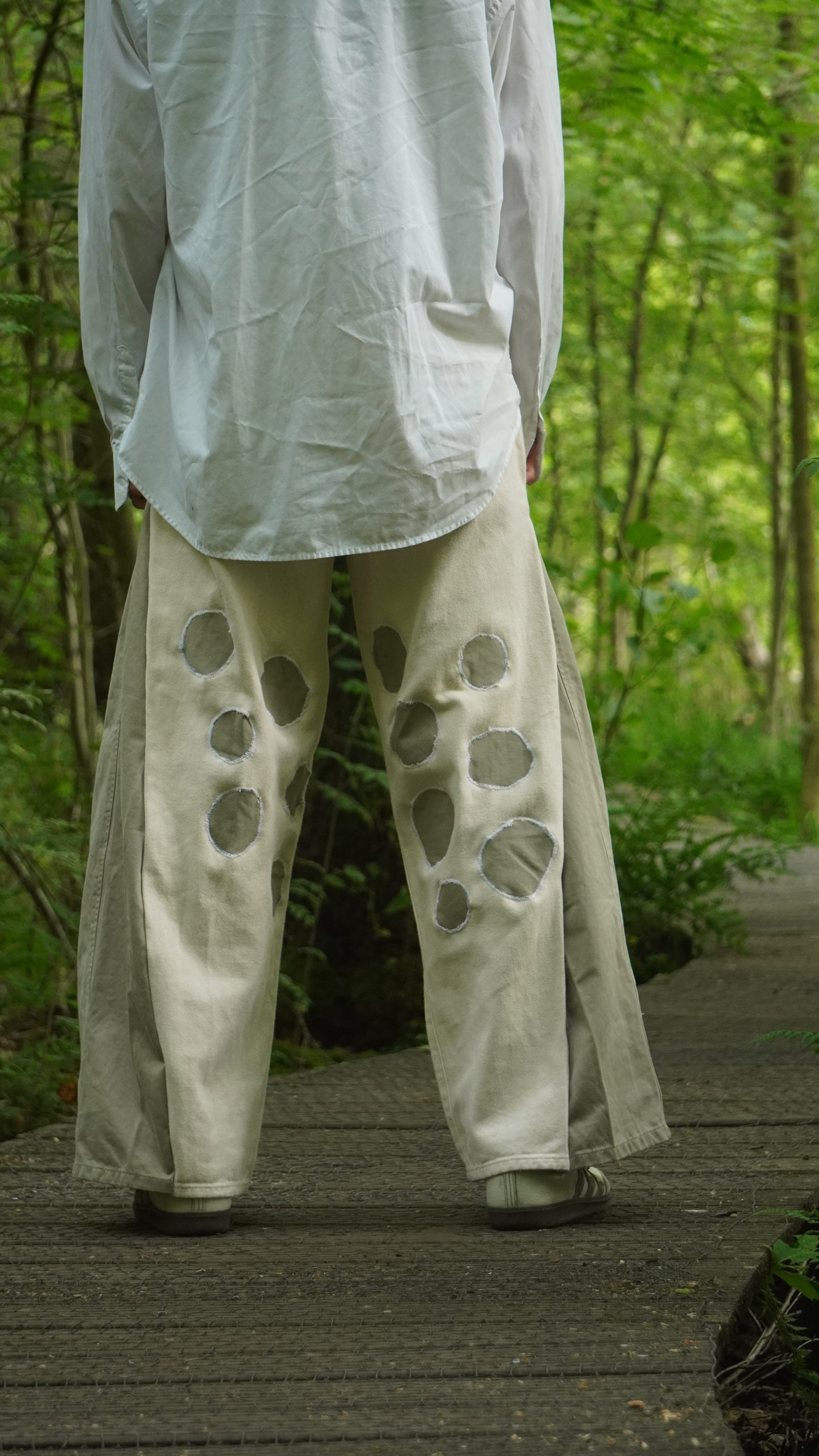 Void Trousers – Beige/Grey