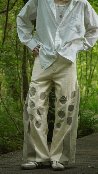 Void Trousers – Beige/Grey