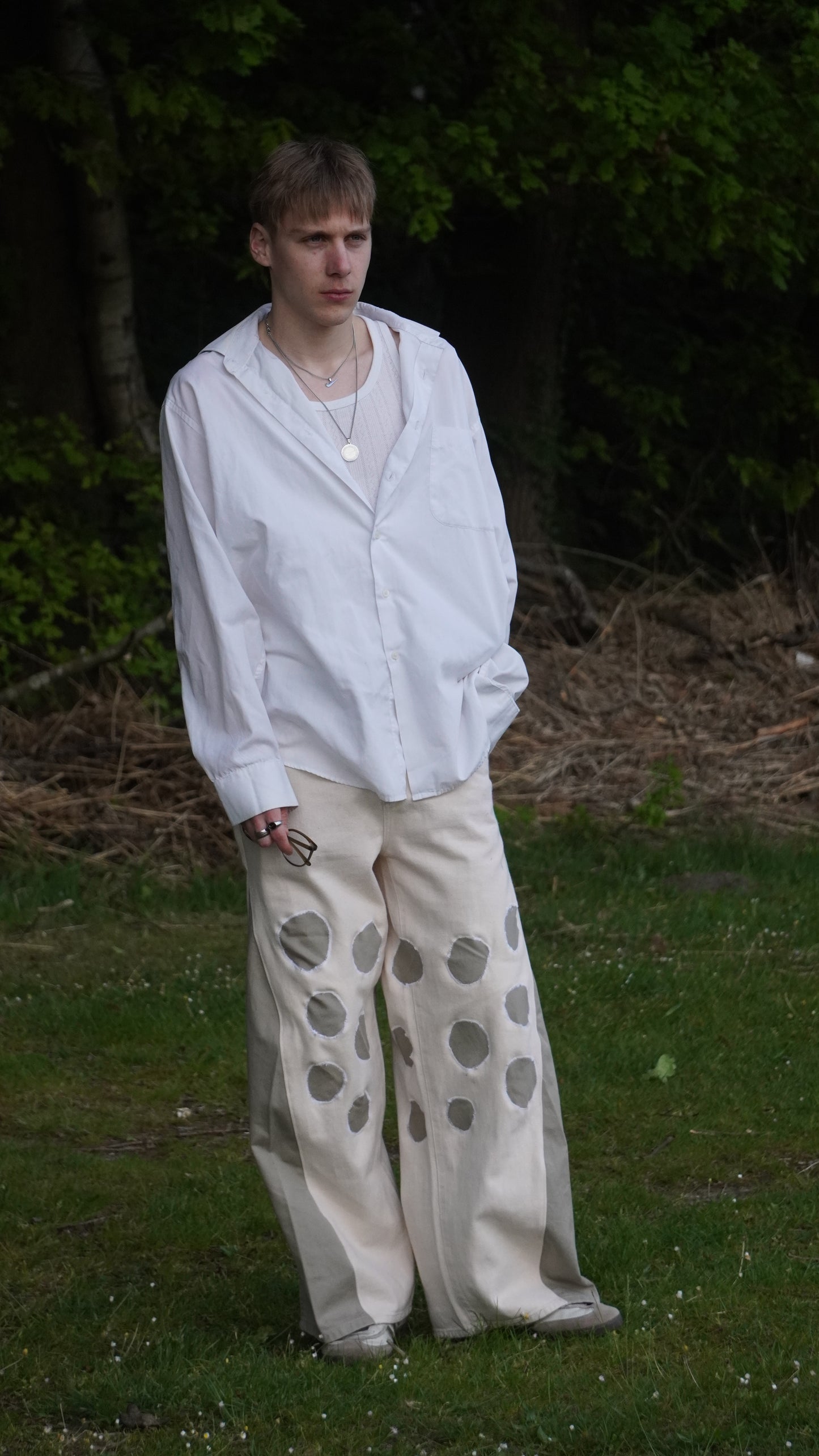 Void Trousers – Beige/Grey